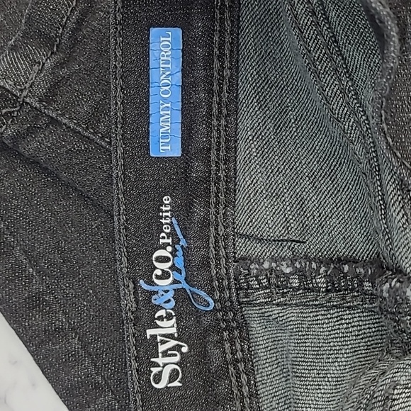 NWOT STYLE & CO BLACK TUMMY CONTROL BOOTCUT JEANS - Picture 14 of 16